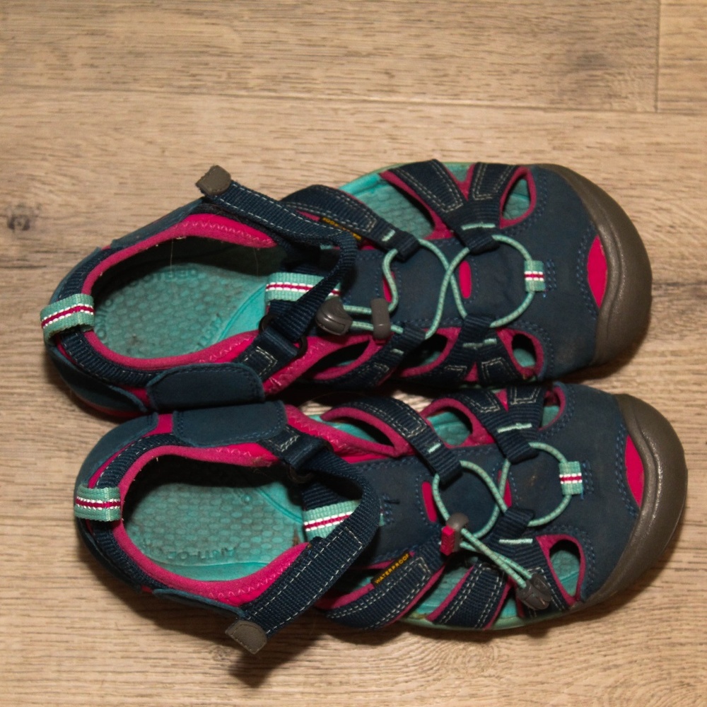 Keen shoes, childrens